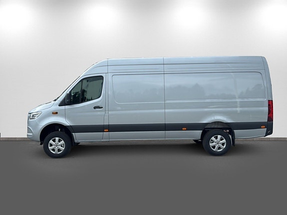 Mercedes-Benz Sprinter 319 4 of 14