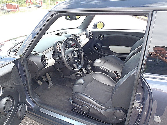 MINI Clubman Cooper 7 of 13