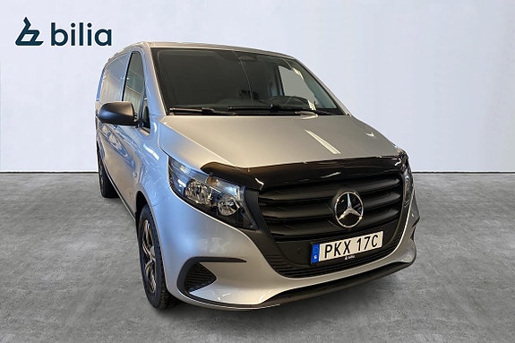 Mercedes-Benz Vito 108 2 of 5