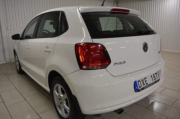 Volkswagen Polo 3 of 5
