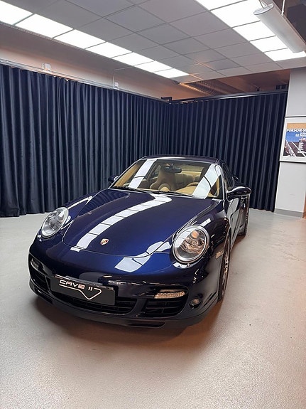 Porsche 997 2 of 5