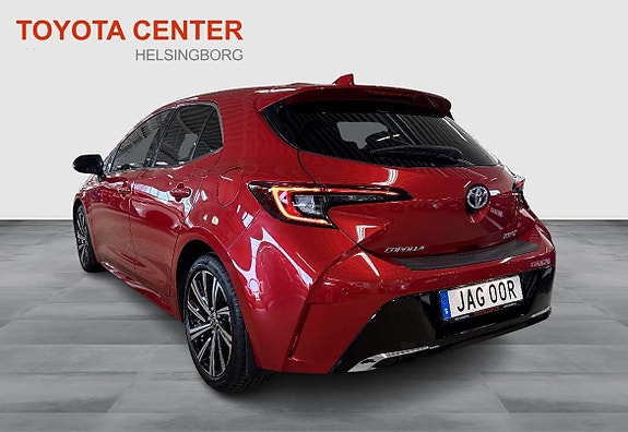 Toyota Corolla 6 of 16