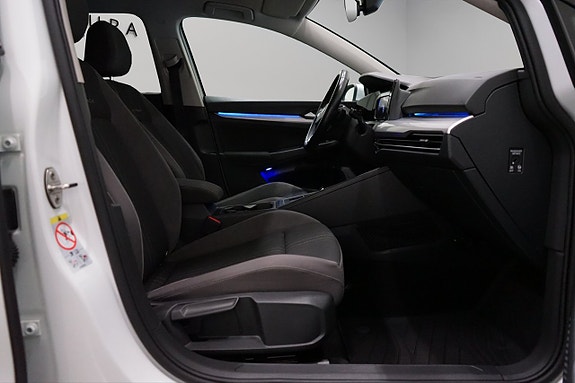 Volkswagen Golf Alltrack 18 of 19
