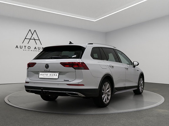 Volkswagen Golf Alltrack 6 of 19