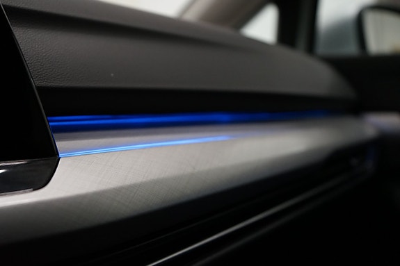 Volkswagen Golf Alltrack 17 of 19