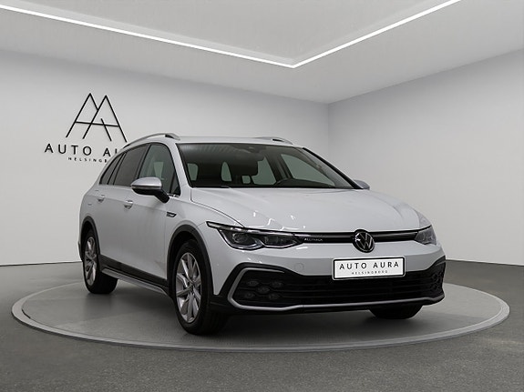 Volkswagen Golf Alltrack 3 of 19