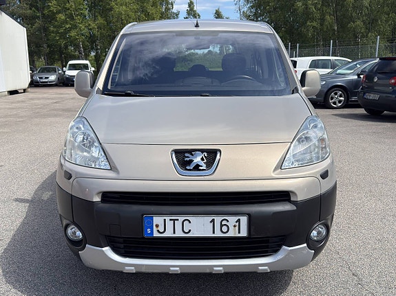 Peugeot Partner Tepee 2 of 5