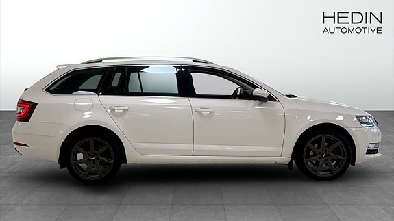 Skoda Octavia 6 of 19