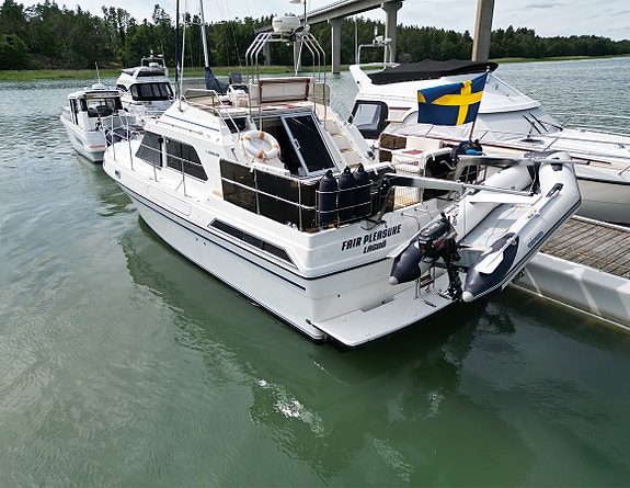 Fairline Turbo 36 3 of 12