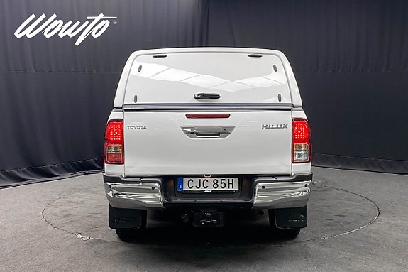 Toyota HiLux 6 of 23