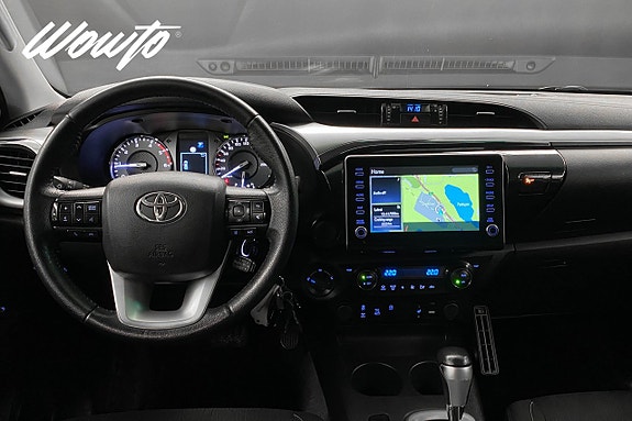 Toyota HiLux 19 of 23