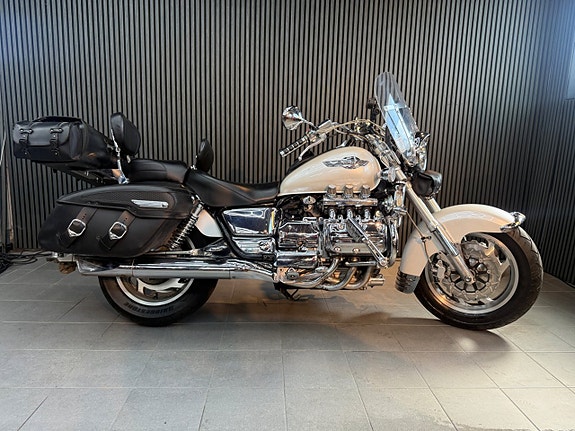 Honda Powersports F6C 11 of 12