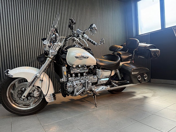 Honda Powersports F6C 4 of 12