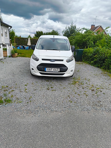 Ford Transit Connect 2 of 7