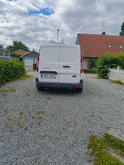 Ford Transit Connect 4 of 7