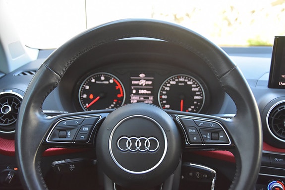 Audi Q2 14 of 18