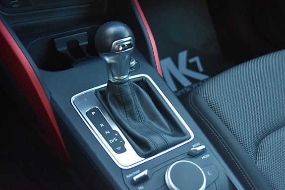 Audi Q2 17 of 18
