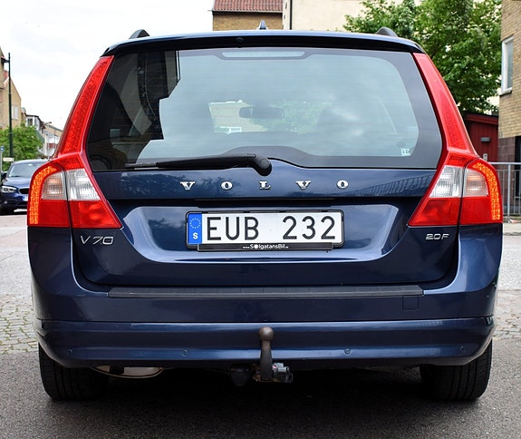 Volvo V70 5 of 7