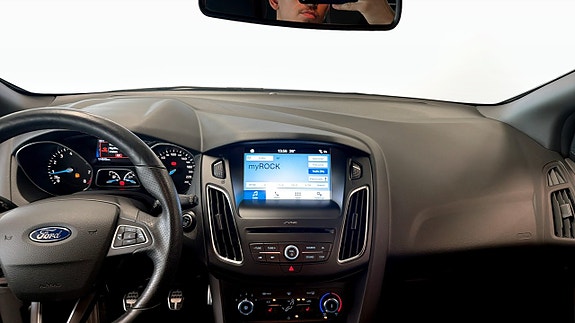 Ford Focus 12 of 12