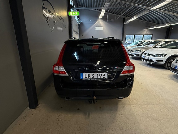 Volvo V70 5 of 5