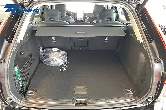Volvo XC60 15 of 20