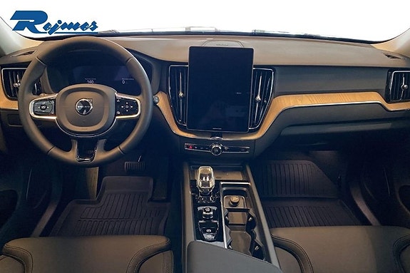 Volvo XC60 10 of 20