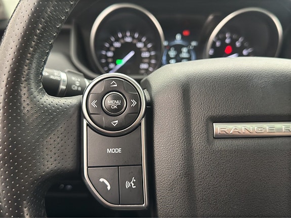 Land Rover Range Rover Sport 17 of 30