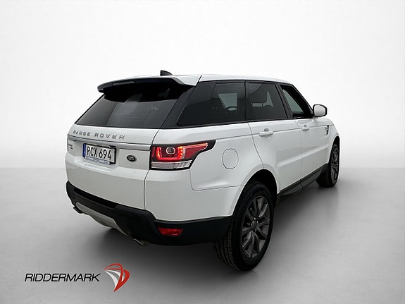 Land Rover Range Rover Sport 8 of 30