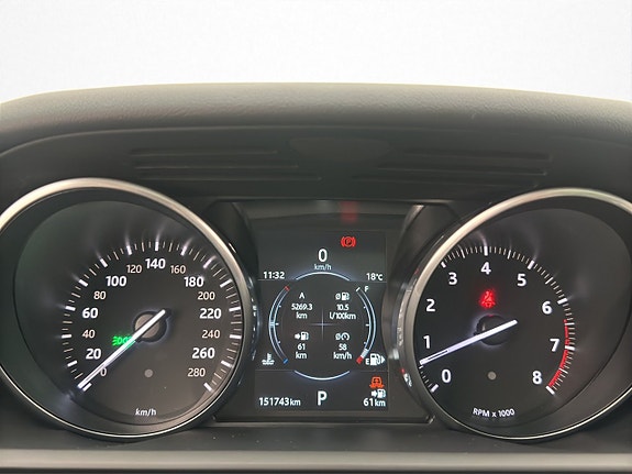 Land Rover Range Rover Sport 18 of 30