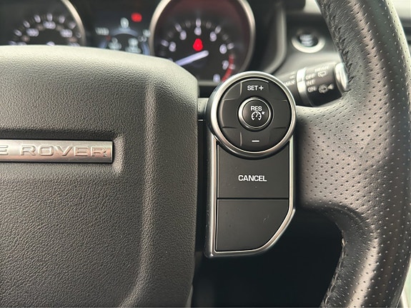Land Rover Range Rover Sport 19 of 30