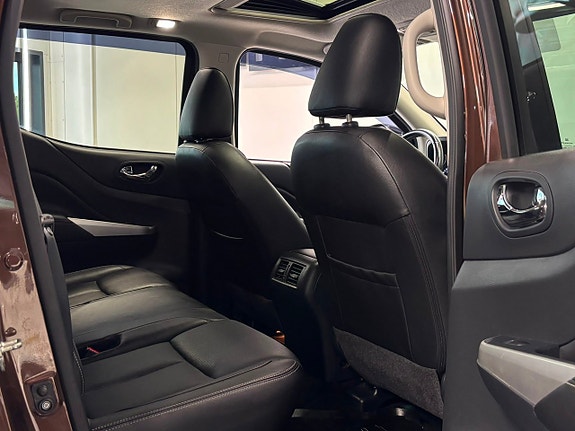 Nissan Navara 28 of 28