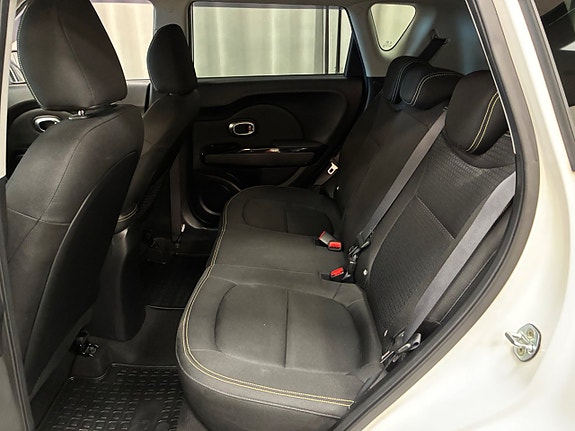 Kia Soul 7 of 10