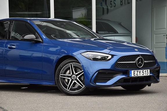 Mercedes-Benz C300 d 3 of 5