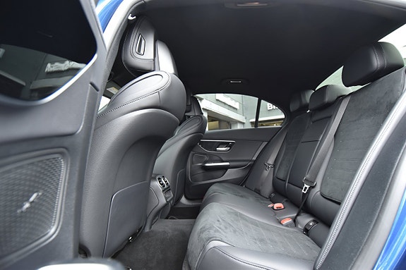 Mercedes-Benz C300 de 14 of 30