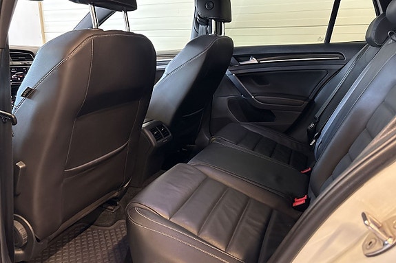 Volkswagen Golf I 16 of 29