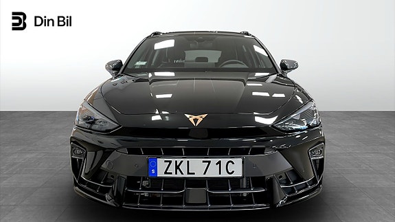 Cupra Leon 2 of 15