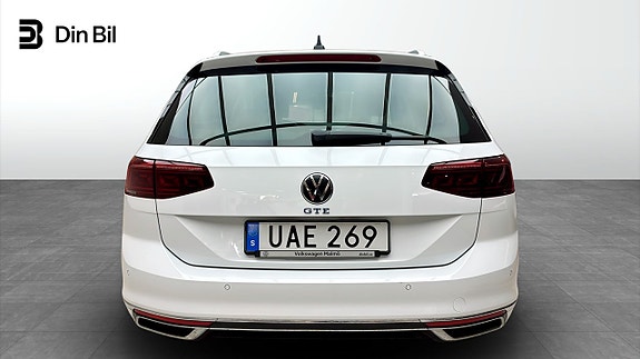 Volkswagen Passat 5 of 5