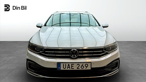 Volkswagen Passat 4 of 5
