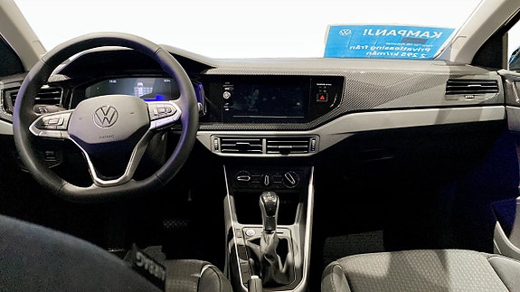Volkswagen Polo 10 of 12