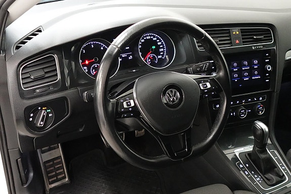 Volkswagen Golf Alltrack 6 of 21