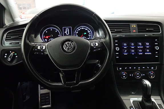 Volkswagen Golf Alltrack 7 of 21