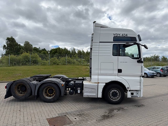 Dragbil MAN TGX 28.480 6X2-2 -2016 2 of 3