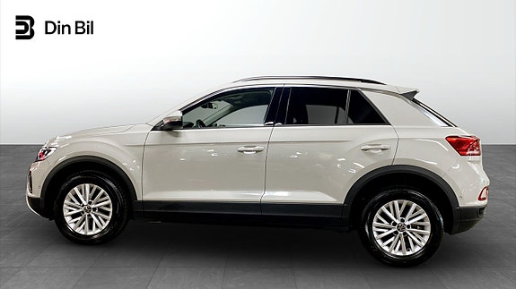 Volkswagen T-Roc 2 of 12