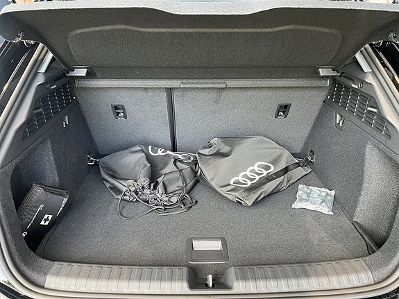 Audi A3 3 of 5