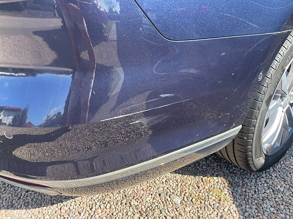 Volkswagen Passat 11 of 13