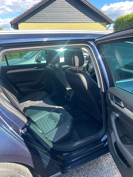 Volkswagen Passat 6 of 13