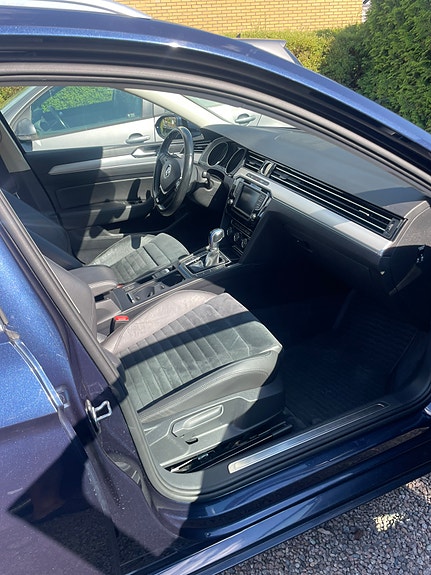 Volkswagen Passat 4 of 5