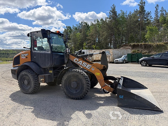 Hjullastare Case 321F 3 of 5