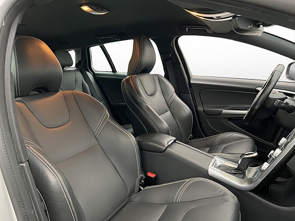 Volvo V60 26 of 30