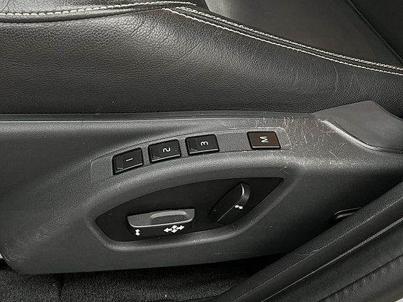 Volvo V60 25 of 30